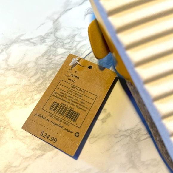 Mad Love Women’s Gold Sandals - Picture 6 of 6